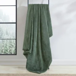 50"x60" Solid Reversible Throw Blanket Green - Eddie Bauer