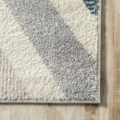NuLOOM Neveah Contemporary Chevron Area Rug -Home Decor Shop GUEST 06df0ff6 9ed5 4f6b 9307 990f374d4b4e