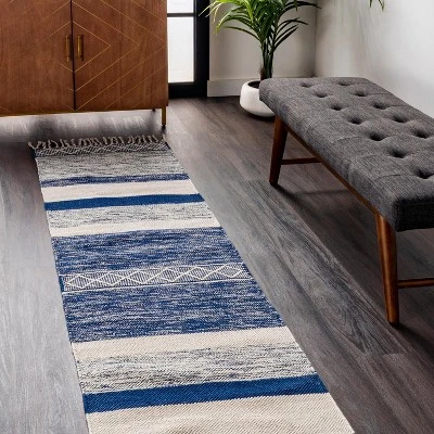 NuLOOM Striped Fringe Angela Area Rug 5 NuLOOM Striped Fringe Angela Area Rug - Image 5