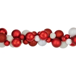 Northlight 6' Red And White 3-Finish Shatterproof Ball Christmas Garland -Home Decor Shop GUEST 4d18fb18 69ab 41c3 bba5 3f34e1d0885d