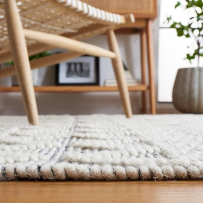 Vermont VRM251 Hand Loomed Area Rug - Safavieh 3 Vermont VRM251 Hand Loomed Area Rug - Safavieh - Image 3