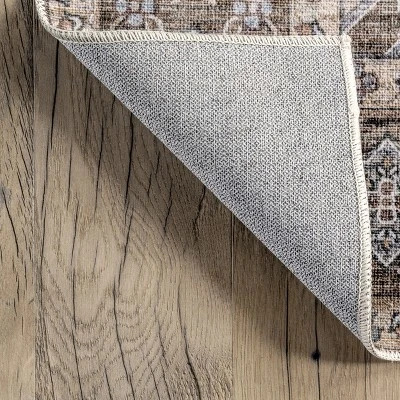 NuLOOM Devin Machine Washable Vintage Medallion Area Rug 6 NuLOOM Devin Machine Washable Vintage Medallion Area Rug - Image 6