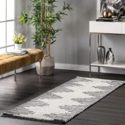 NuLOOM Morgan Contemporary Diamond Soft Shag Fringe Area Rug
