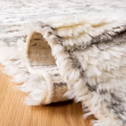 Manhattan MAN469 Hand Knotted Area Rug - Safavieh -Home Decor Shop GUEST 8fb2d2b6 fddb 4788 a9ab 8e6d220545bc