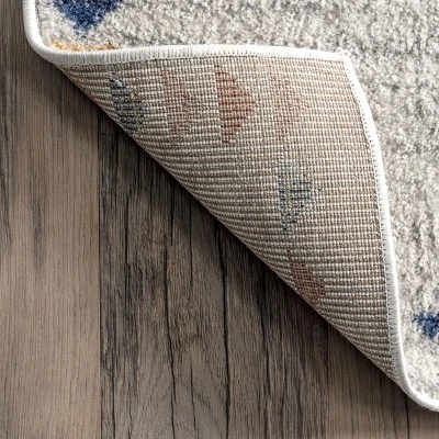 NuLOOM Nina Aztec Area Rug 6 NuLOOM Nina Aztec Area Rug - Image 6