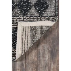 Andes Geometric Accent Rug Black - Momeni -Home Decor Shop GUEST d346750d 7fd7 4b89 ac9a 46c9b5e68b16