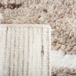 Casablanca CSB541 Hand Knotted Area Rug - Safavieh 11 Casablanca CSB541 Hand Knotted Area Rug - Safavieh -Home Decor Shop GUEST eacfae89 a7b7 4834 a991 0446a818b8b5