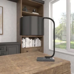 Traditional Metal Table Lamp Black - Olivia & May -Home Decor Shop GUEST ee61c9a3 e3cb 4077 9cc2 a89651b23d28