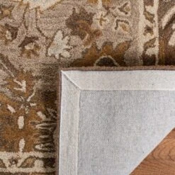 Anatolia AN558 Hand Tufted Traditional Area Rug - Safavieh -Home Decor Shop GUEST fbb2b205 5456 4621 9ed6 f6a8b97b2d82